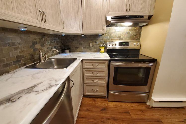 160 Bruyère St - Photo 5 of 15