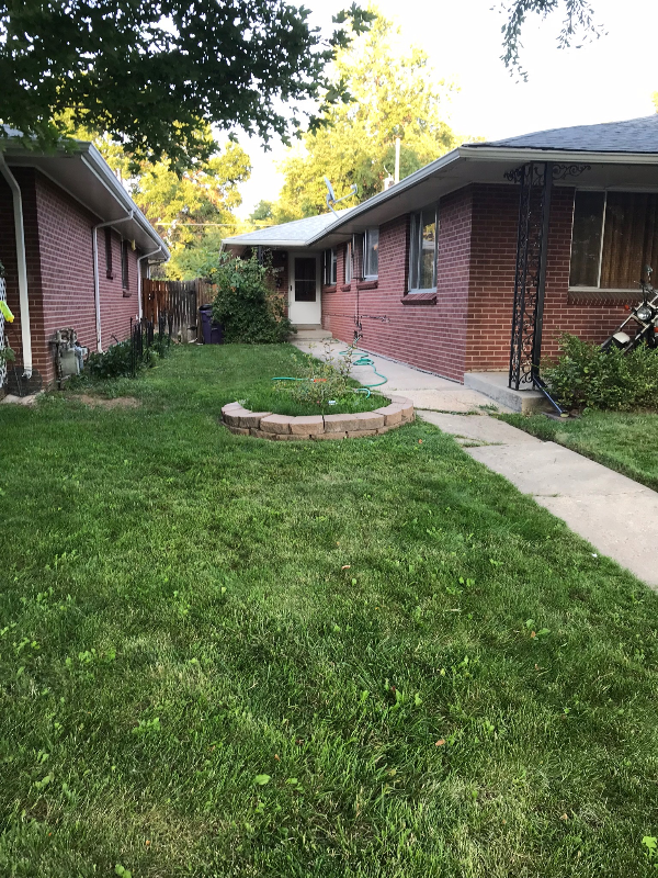 1136 Krameria St - Photo 2 of 12