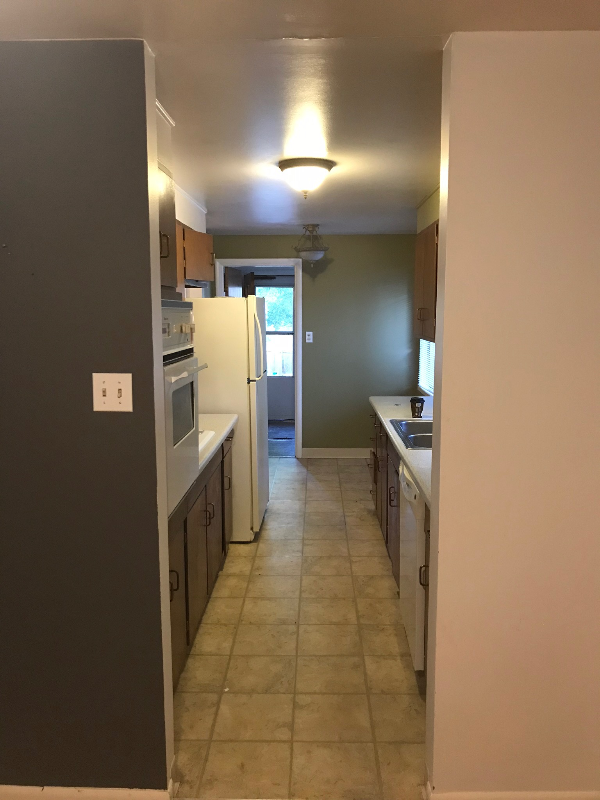 1136 Krameria St - Photo 5 of 12