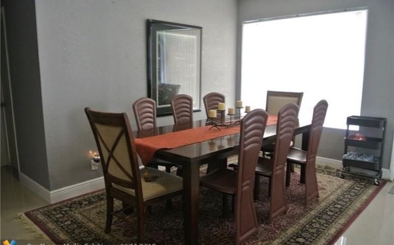 1308 Seterr - Photo 3 of 17