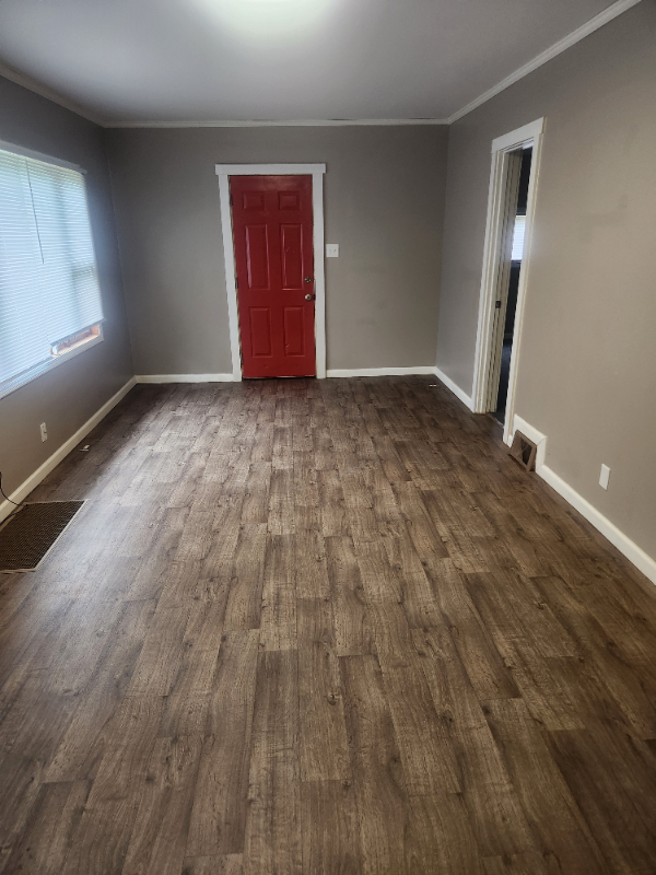 2123 4th Ave - Photo 2 of 12