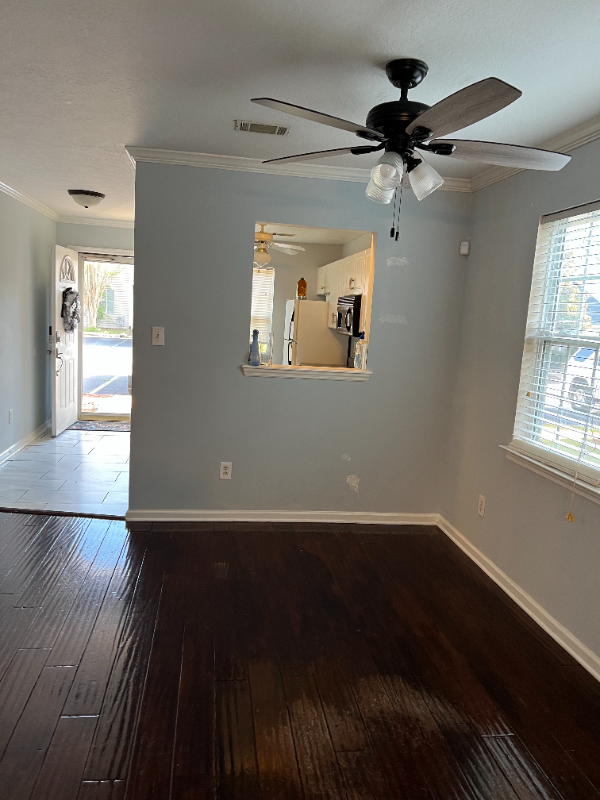 4687 Brookwood Ln - Photo 7 of 30