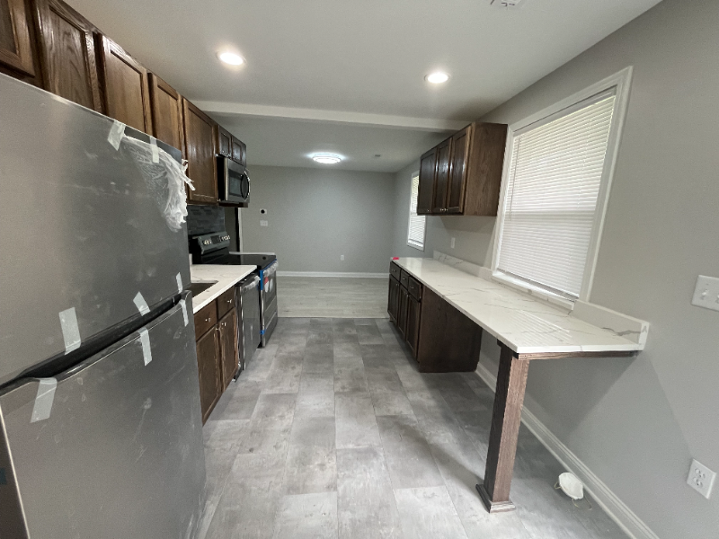 2921 Brown St #B - Photo 6 of 13