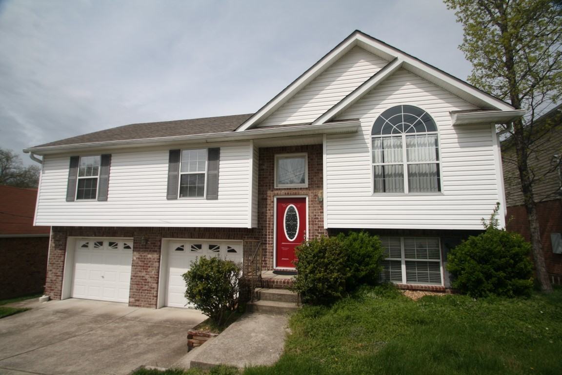 1308 Brendale Ct - Photo 2 of 23