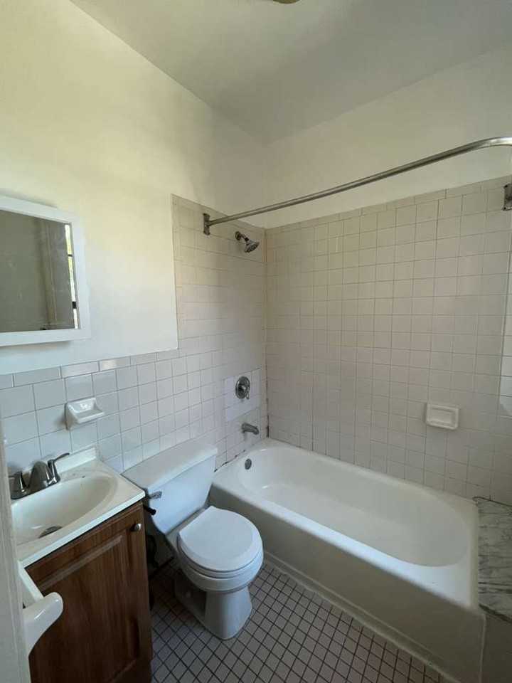 33 Storms Ave #3C - Photo 4 of 12