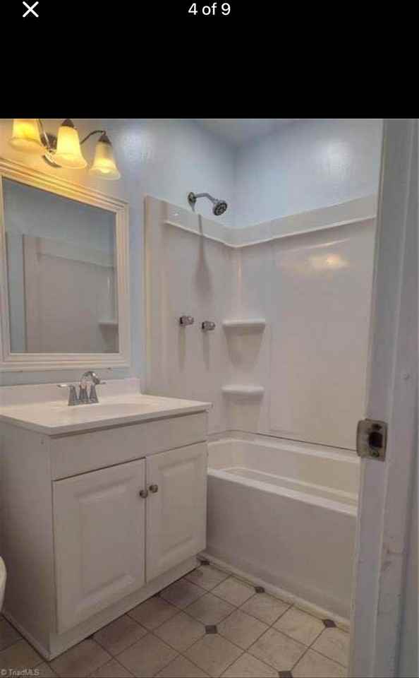 2036 Pope Rd - Photo 4 of 8