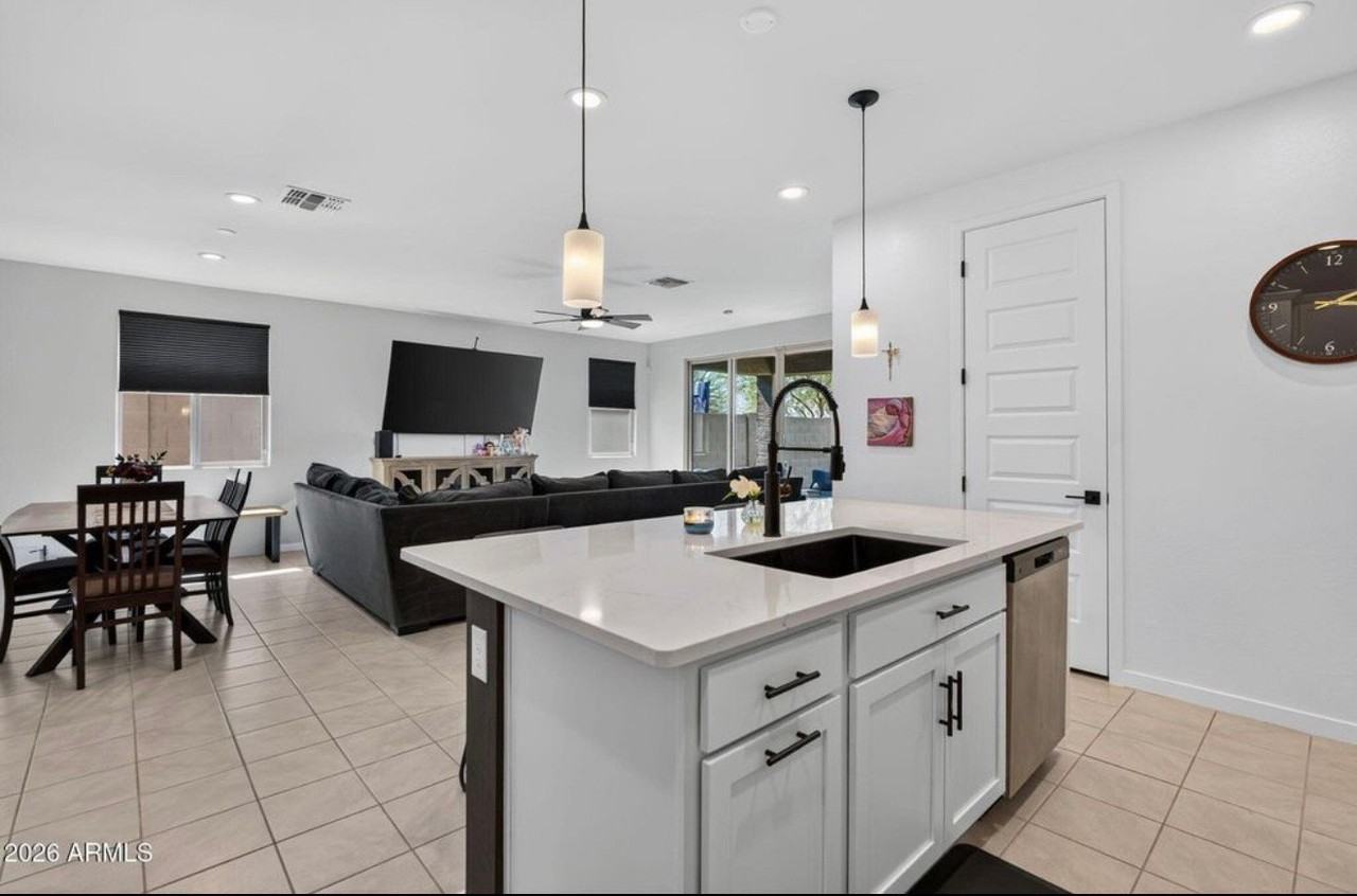 19580 W Edgemont Ave - Photo 7 of 20