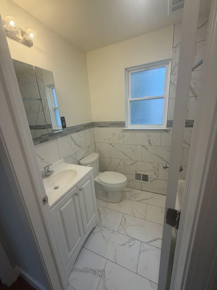 147 Dewey Street #1 - Photo 4 of 6