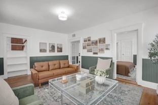 1004 E 33rd St - Photo 1 of 1