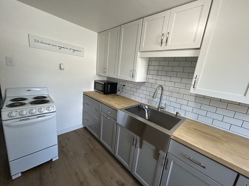 1155 N Garfield Ave #1-2TOPFL - Photo 3 of 6