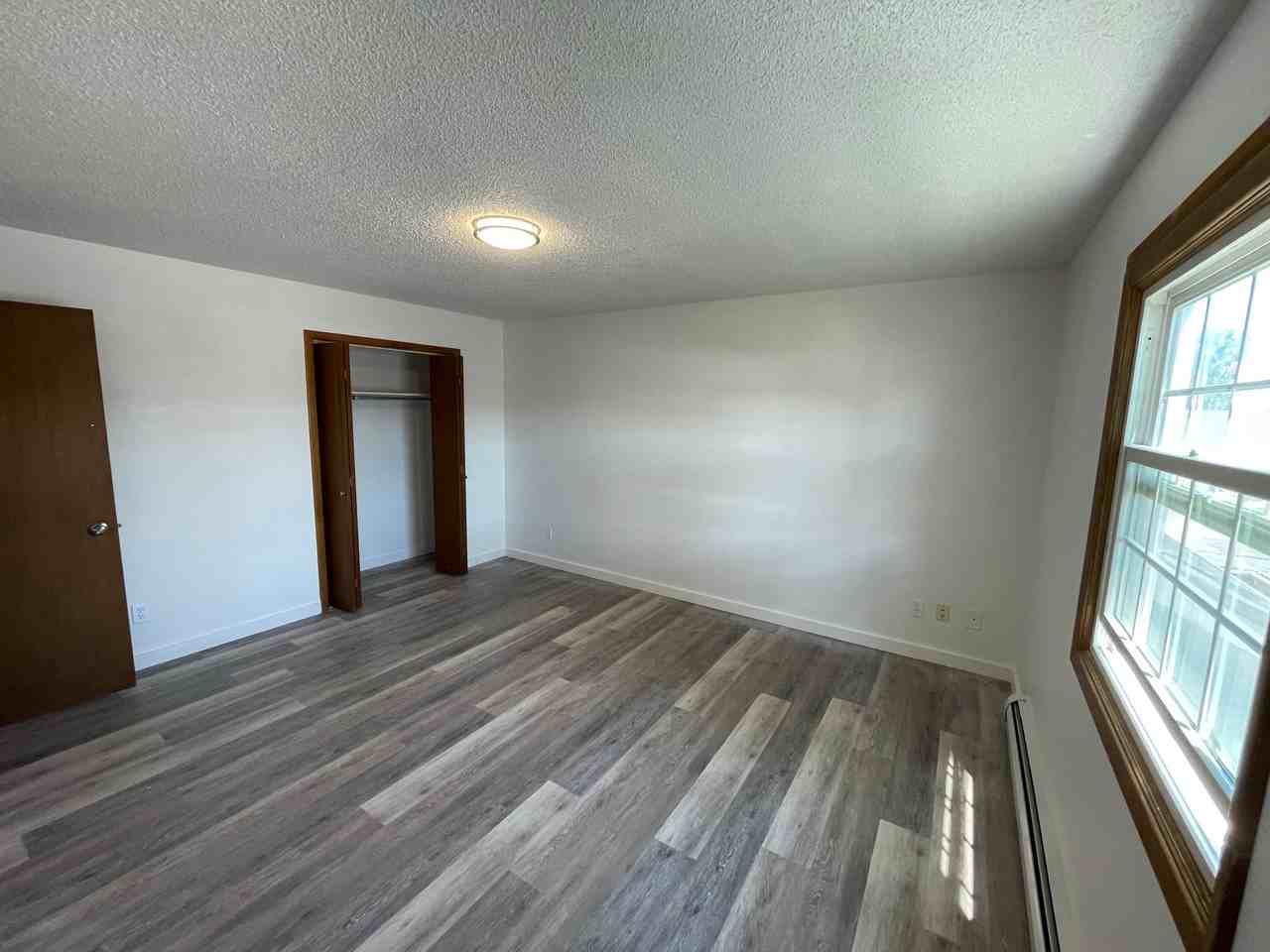 1924 Clubhouse Way #2 - Photo 6 of 7
