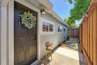 210A Marshall Ave - Photo 1 of 1