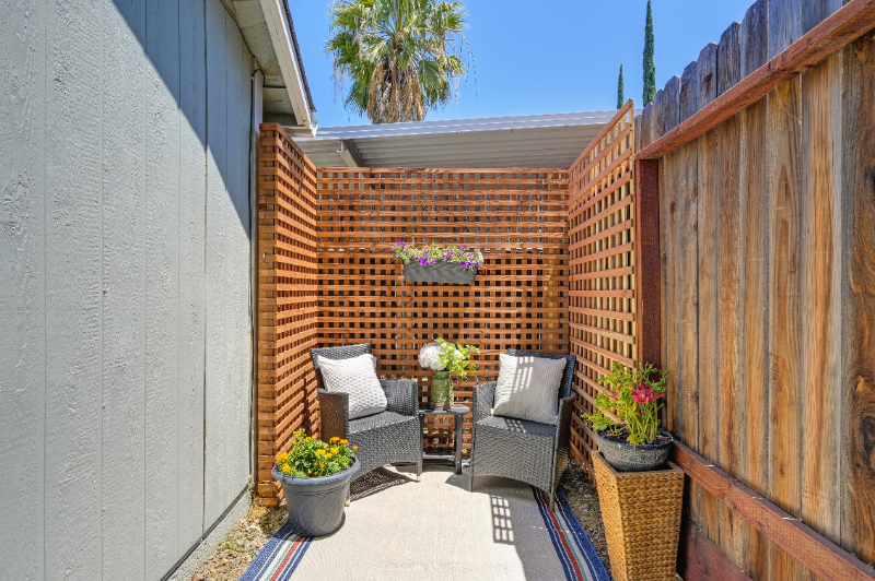 210A Marshall Ave - Photo 3 of 17