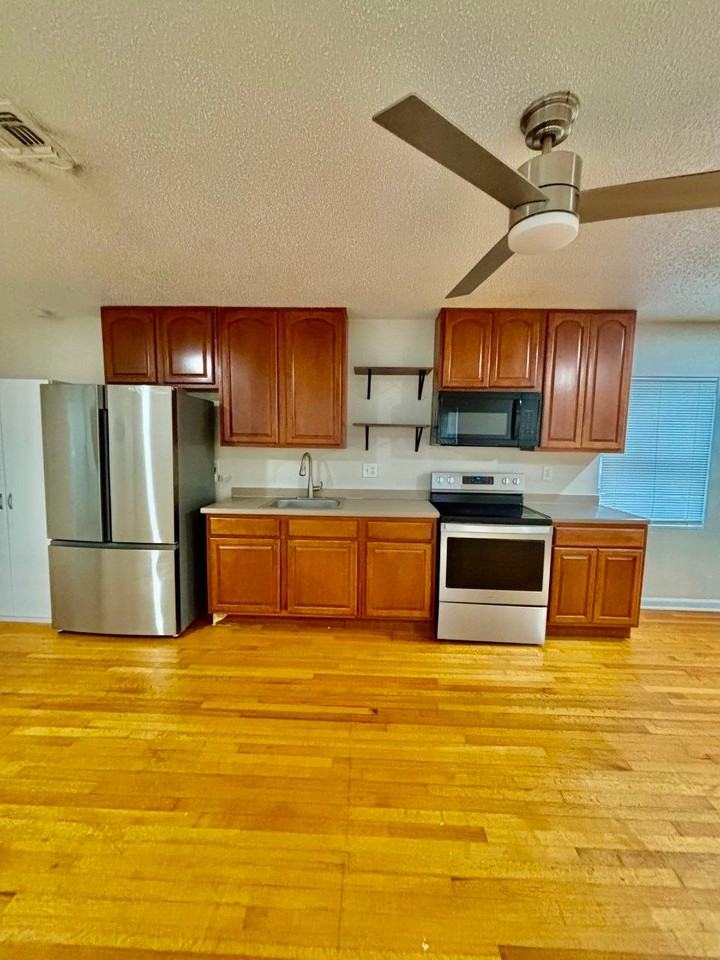 2394 Orange Center Blvd - Photo 3 of 11
