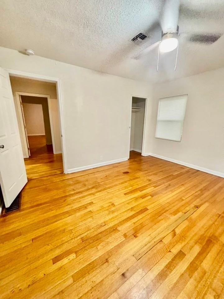 2394 Orange Center Blvd - Photo 5 of 11