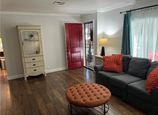 4000 Pierce St #1 - Photo 3 of 15
