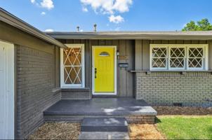featured image of 4643 E 59th St
