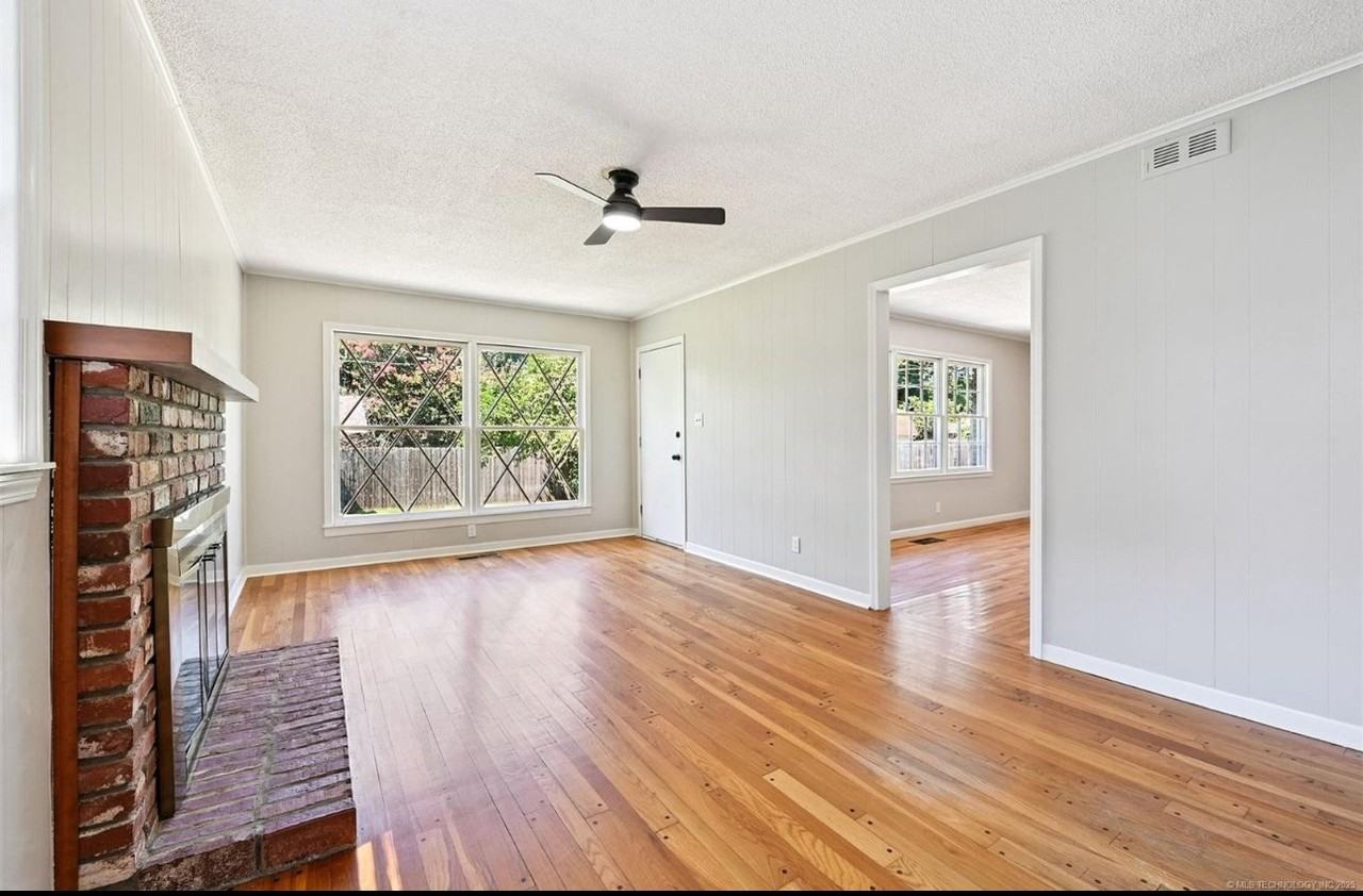 4643 E 59th St - Photo 7 of 20