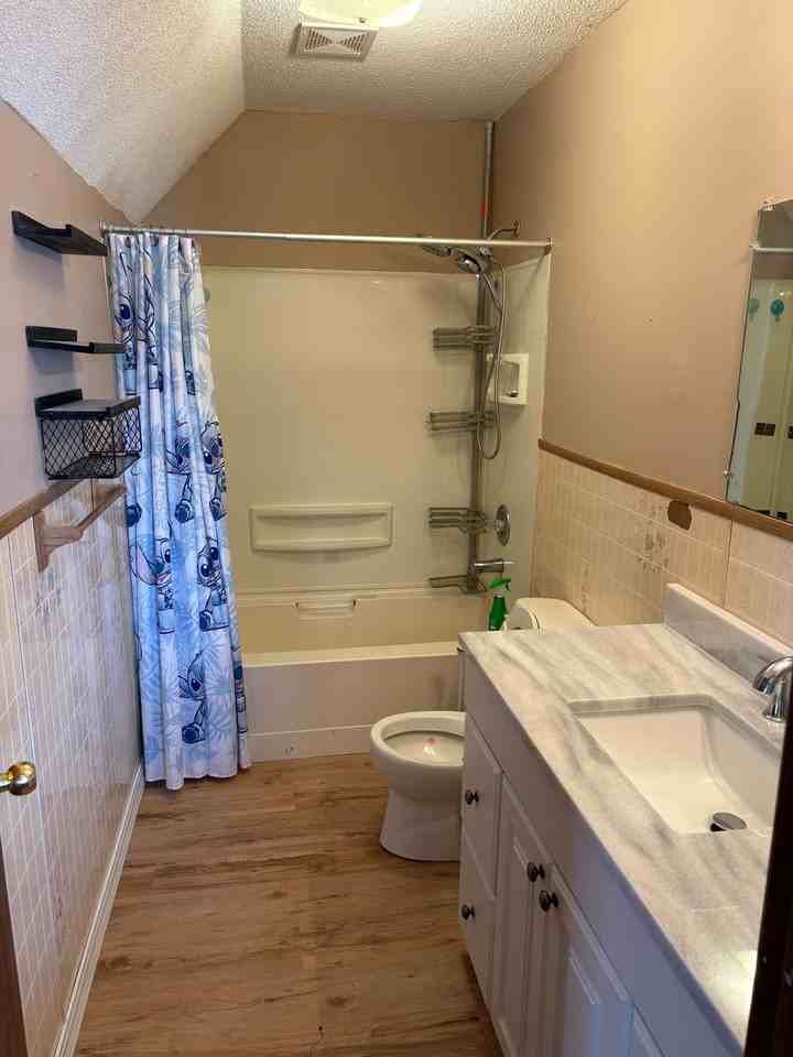 202 W 5th St #202UP - Photo 3 of 11