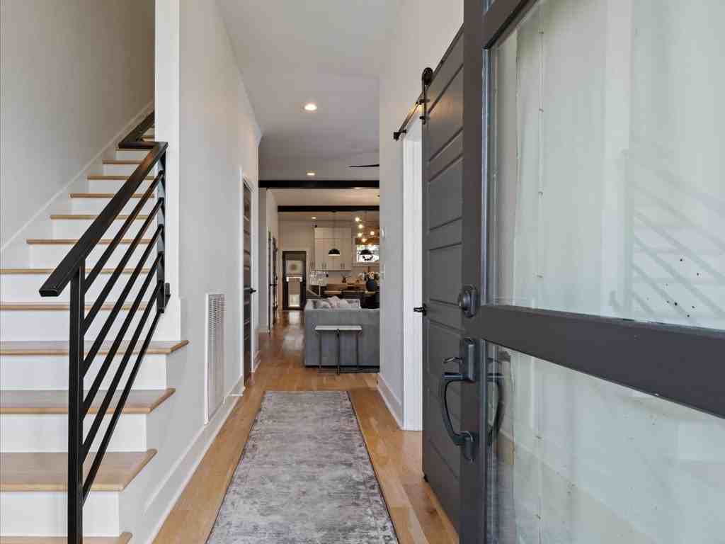 1808 11th Ave N - Photo 2 of 20