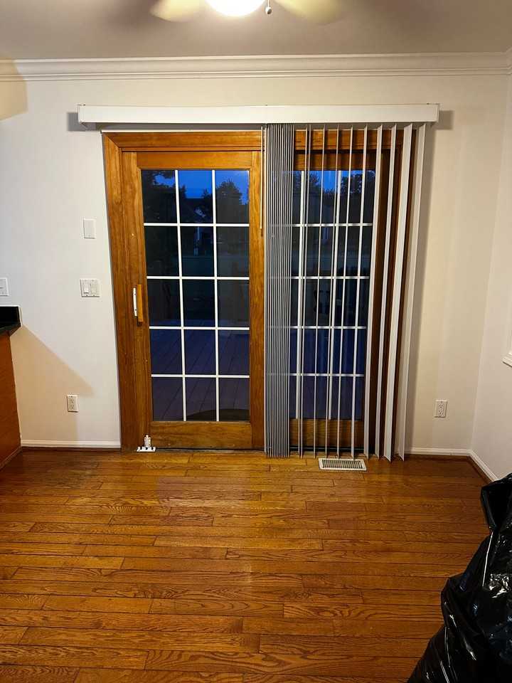45071 Lothrop Ct - Photo 5 of 16