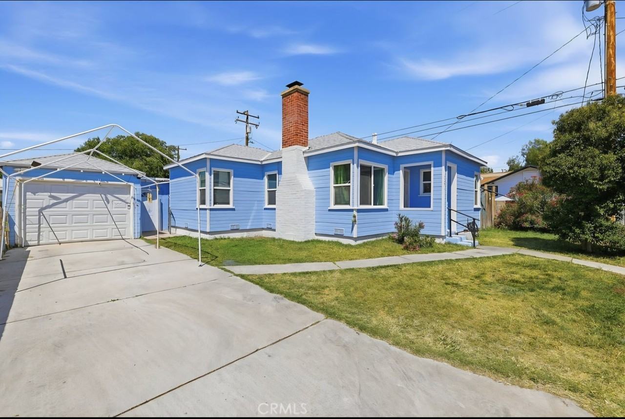 557 W Oldfield St - Photo 2 of 21