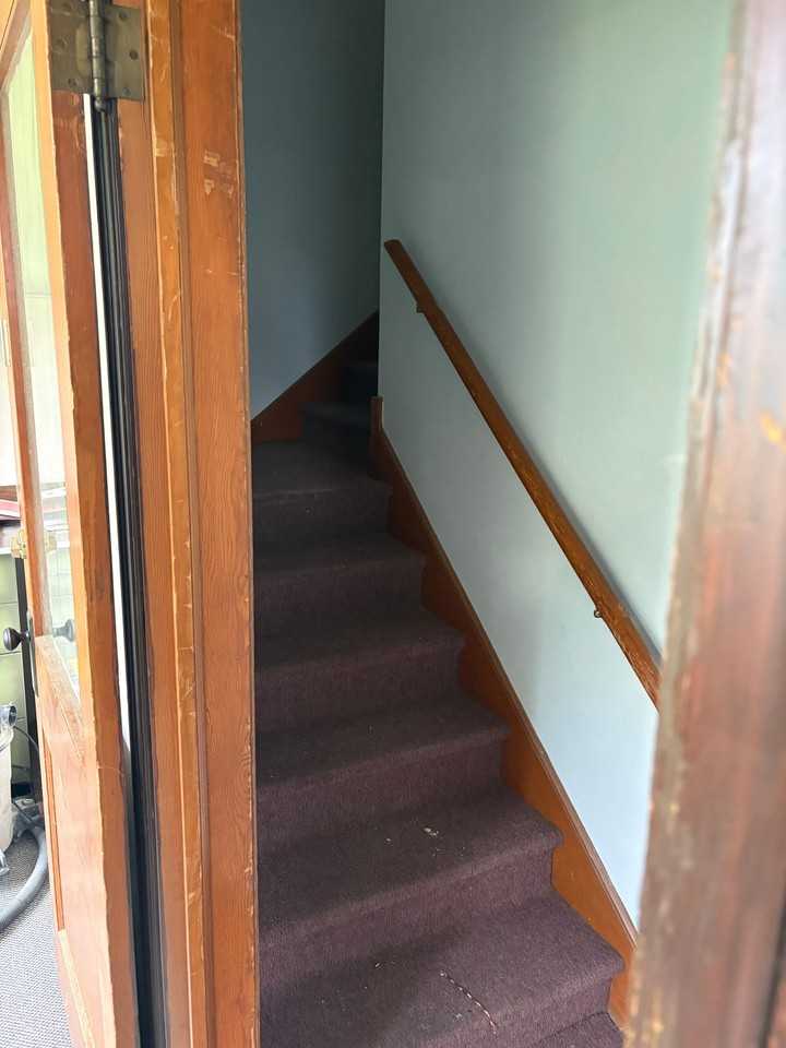 808 W 5th St - Photo 4 of 12