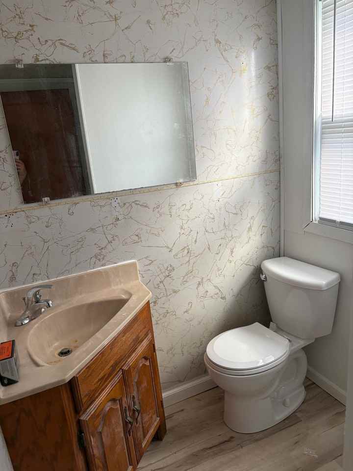 808 W 5th St - Photo 7 of 12