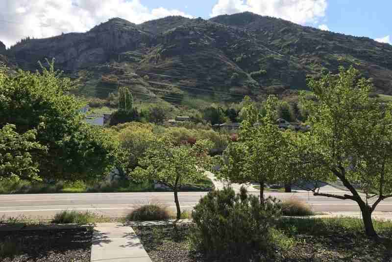 3837 Foothill Dr #1 - Photo 3 of 16