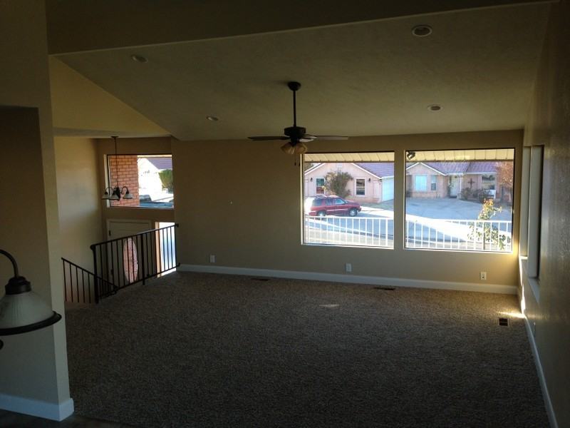 910 E Fort Pierce Dr N - Photo 4 of 15
