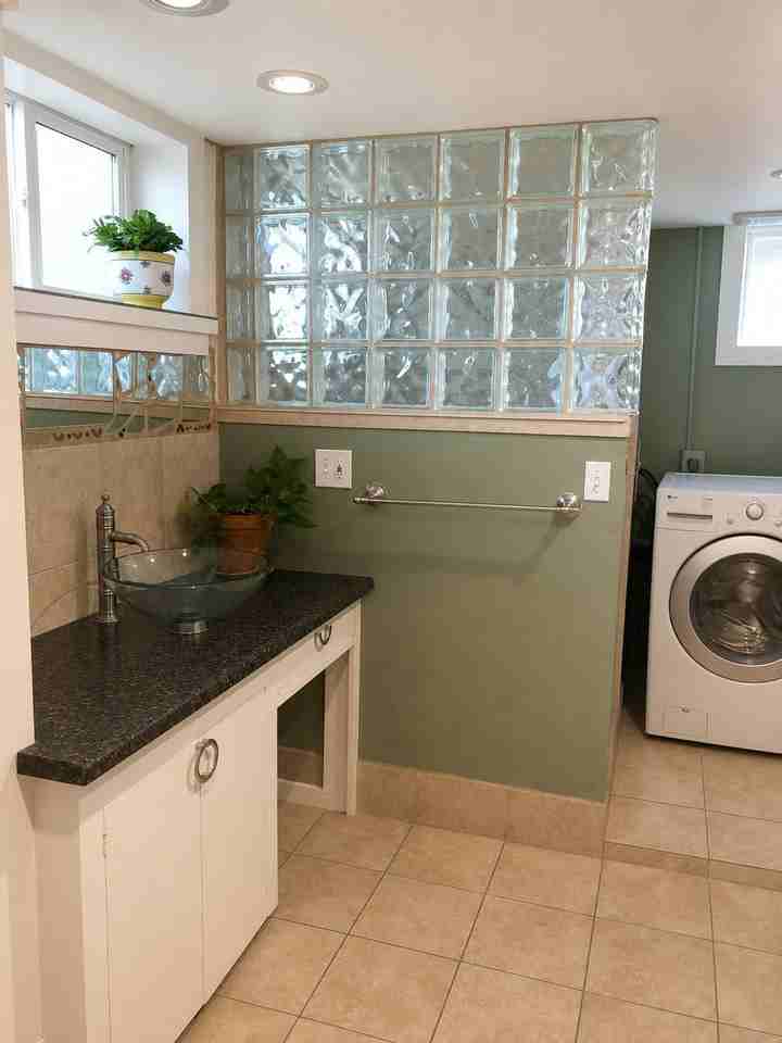 1005 E Austin Ave - Photo 6 of 14