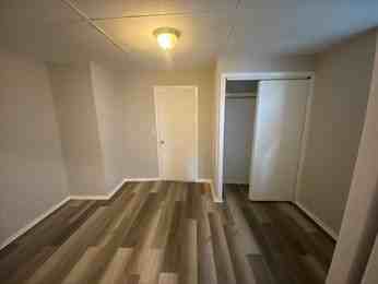 134 Pearl St #1 - Photo 4 of 4