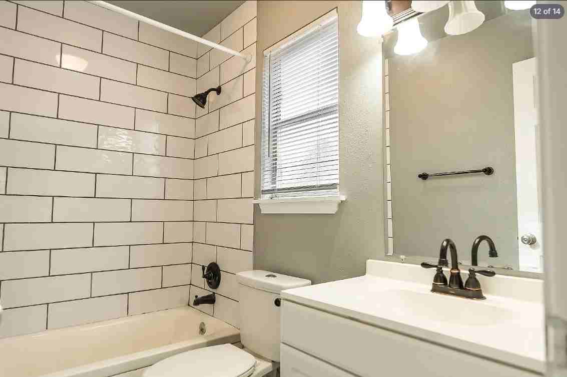 407 Samuel Dr - Photo 6 of 15