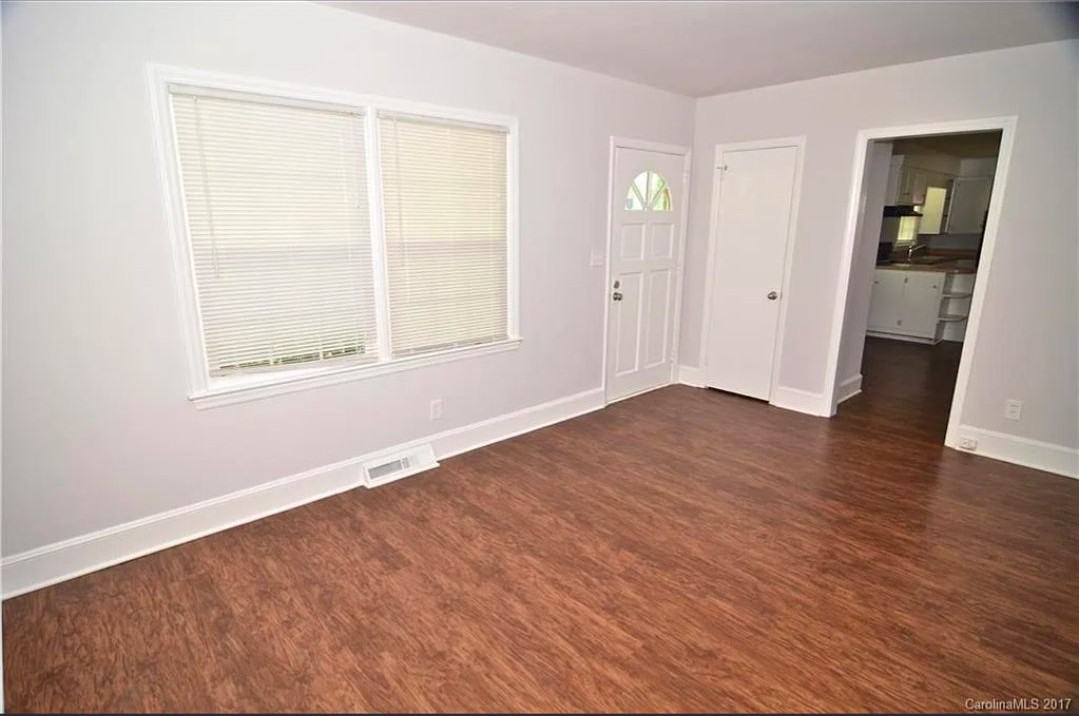3927 Glenville Ave - Photo 3 of 3