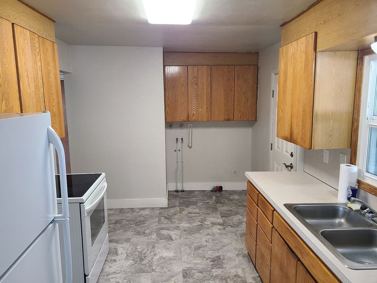 1141 32nd Ave - Photo 5 of 9