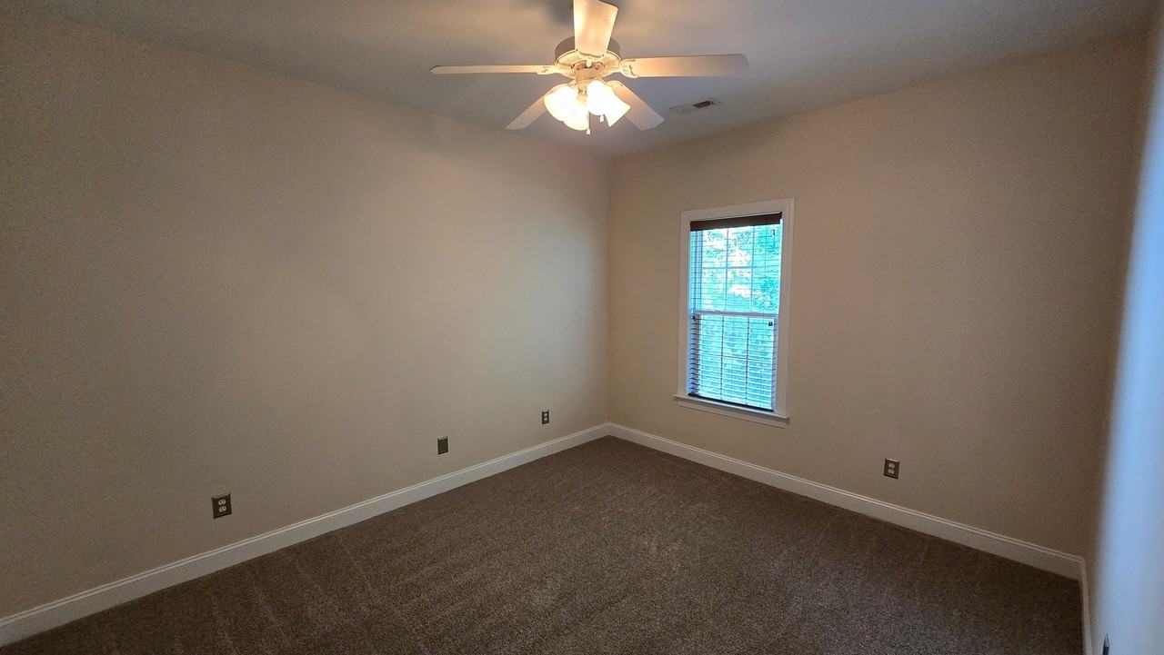 32 Nandina Dr - Photo 7 of 11
