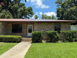 featured image of 283 Sw Leisure Dr