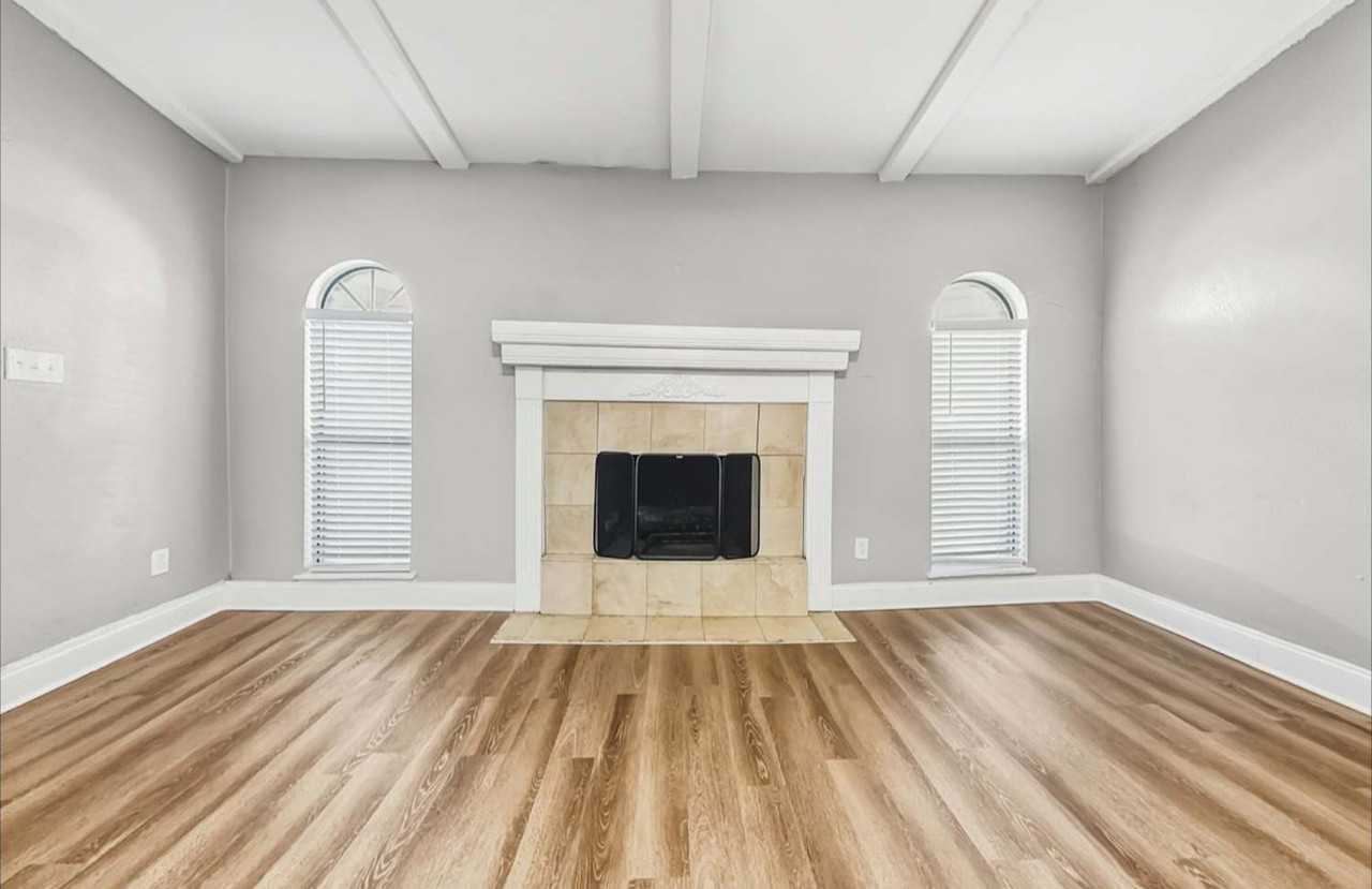 1217 Lombardy Dr - Photo 2 of 7