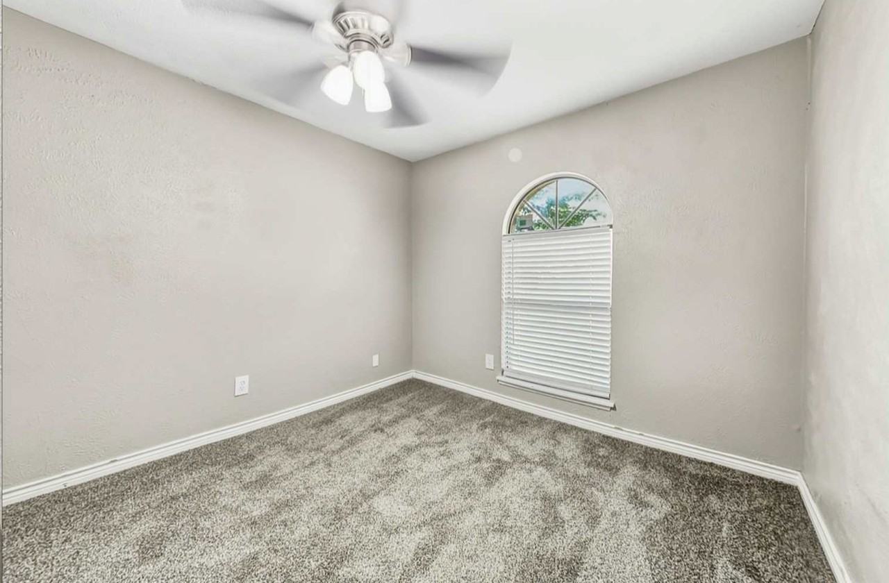 1217 Lombardy Dr - Photo 5 of 7