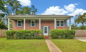 135 Clay St - Photo 1 of 1