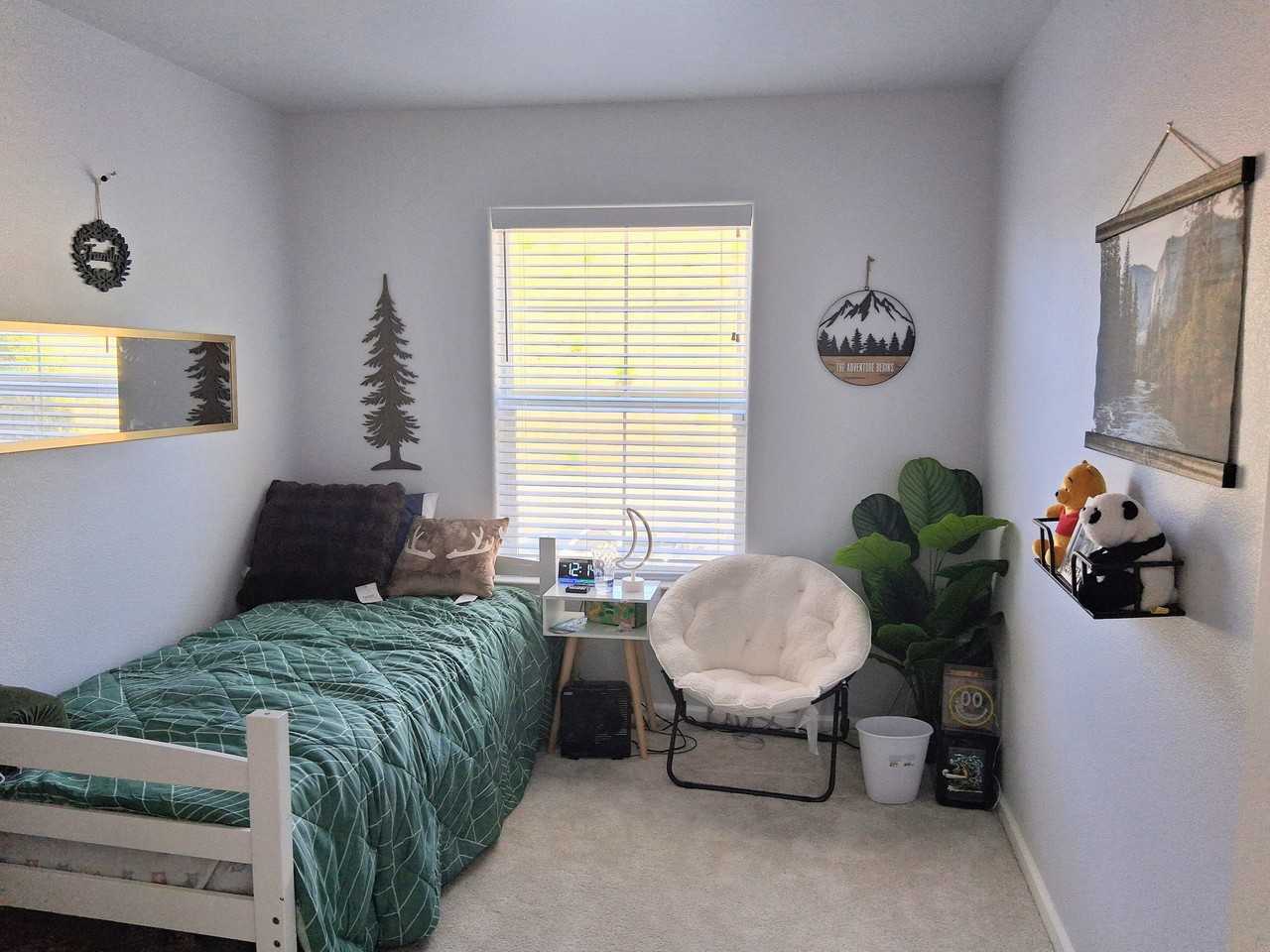 300 Locust Dr #15 - Photo 6 of 12