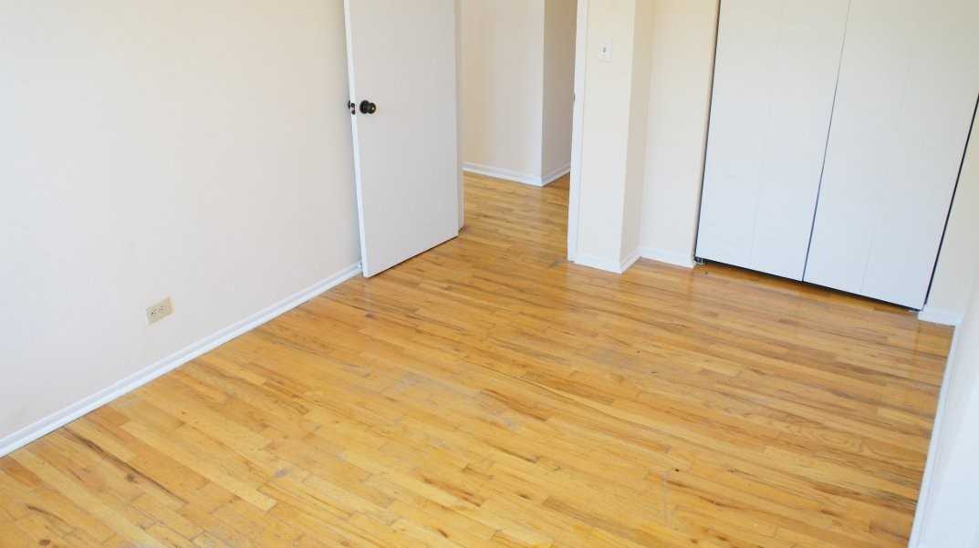 2321 N Kedzie Blvd #2R - Photo 5 of 10