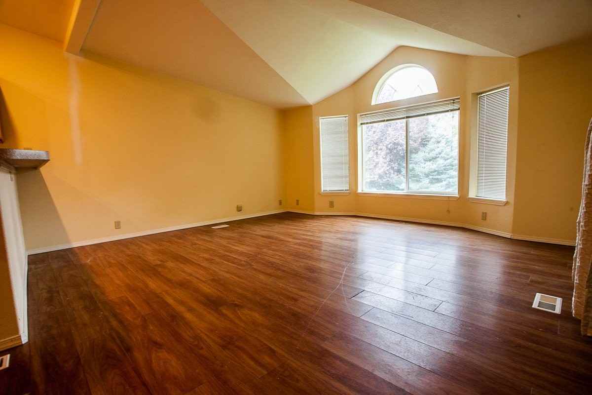 4040 Summitview Dr - Photo 5 of 20