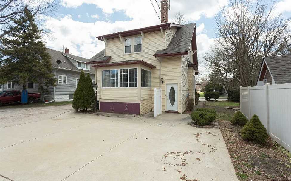 161 E North Ave #2 - Photo 2 of 12
