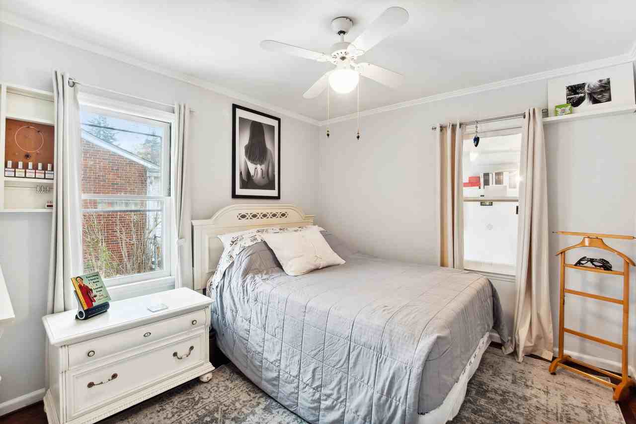 1710 Sheffield Rd - Photo 7 of 13