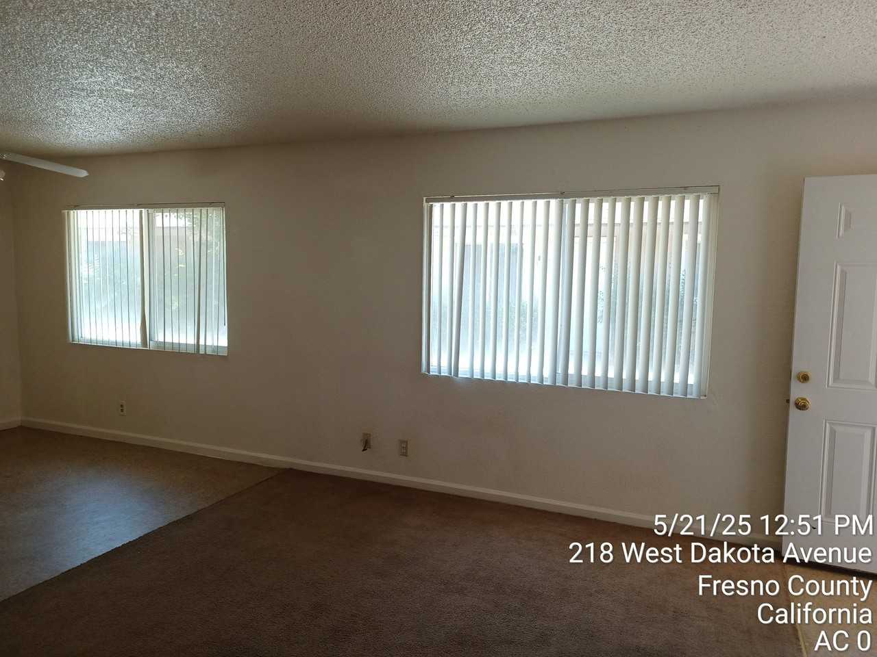 216 W Dakota Ave #216D - Photo 5 of 19
