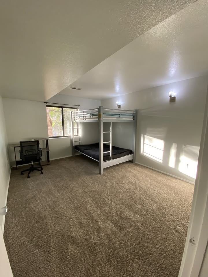 425 S St #206C - Photo 3 of 10