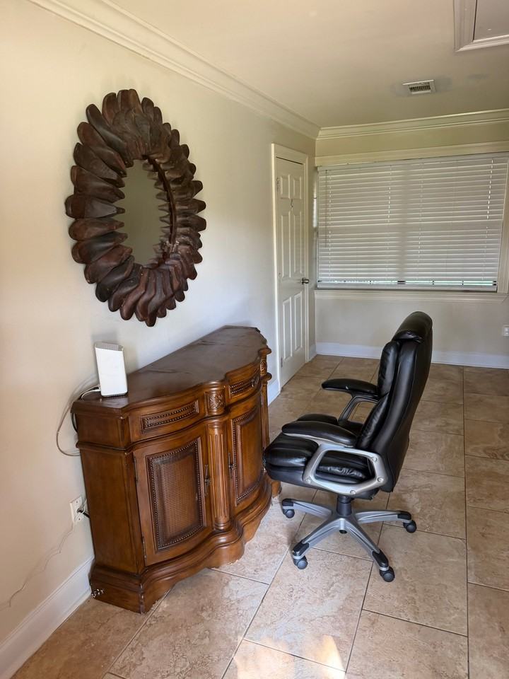 4080 Daytona Ave - Photo 2 of 9