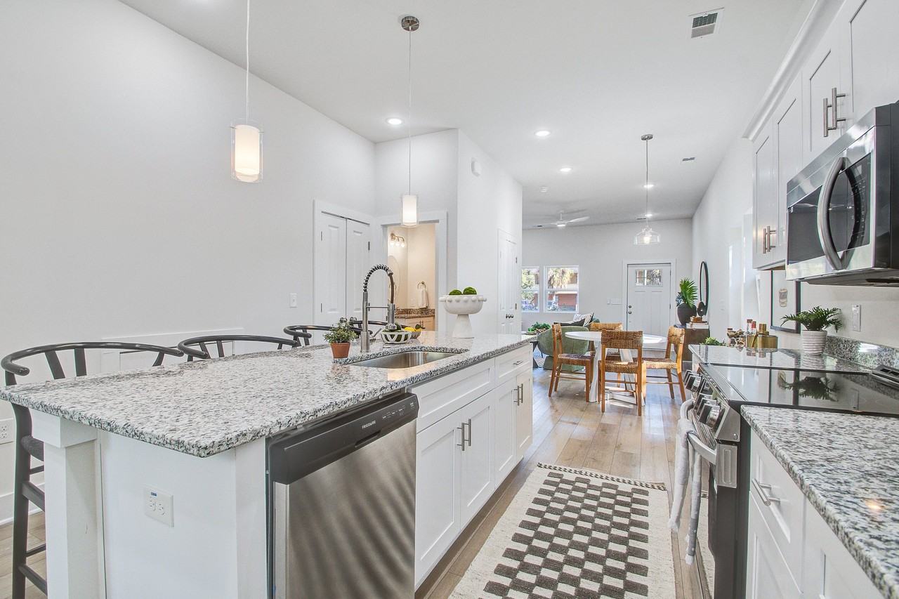 5739 Murray Dr #4 - Photo 6 of 11