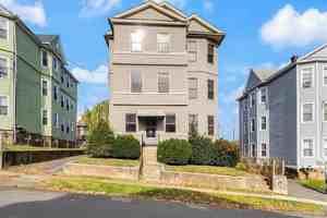 featured image of 113 Miller St #3
